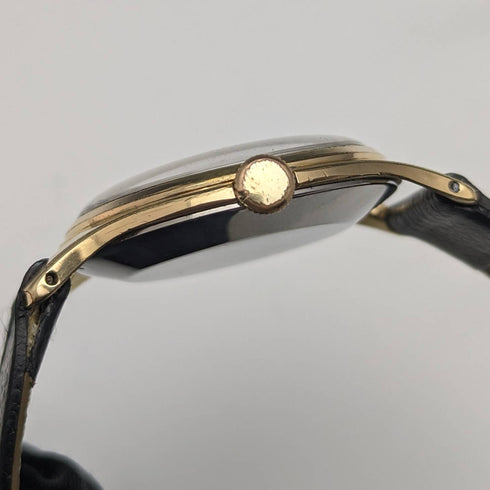 1960's British vintage Smith Imperial 19 stone men's watch works well